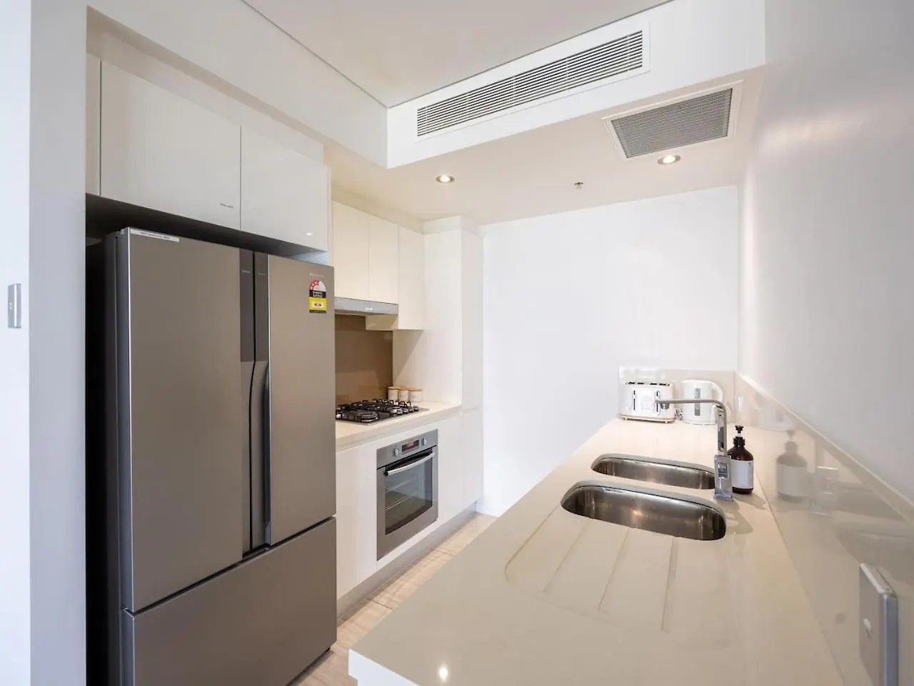 Stunning 2Br City Lights View Near Parks And Riverside Brisbane